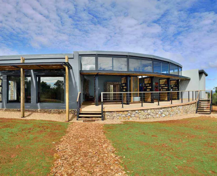 05_Shamwari-Wildlife-Rehabilitation-Centre-main-building-external-view
