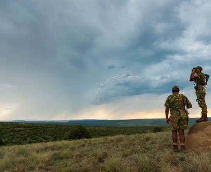 Members-of-the-Shamwari-anti-poaching-unit
