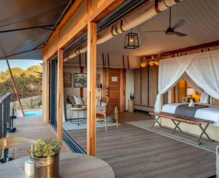 One-of-the-suites-at-Sindile-on-the-inside