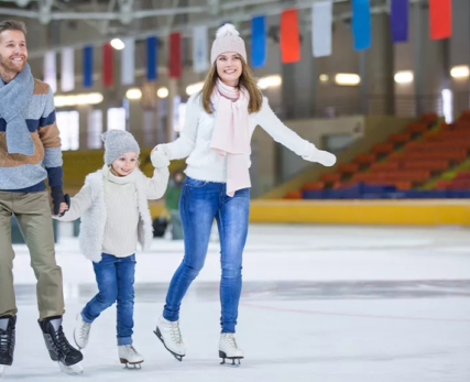 Shamwari_family-ice-skating